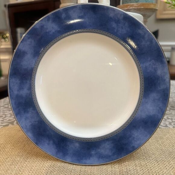Royal Doulton Atlanta Fine‎ bone China 5 Pc Salad Plates Blue Silver Vintage - Picture 2 of 7